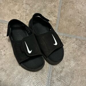 Boys Nike sandals